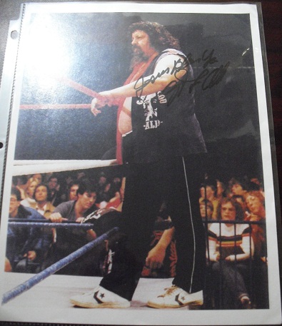 Capt Lou Albano Autographed 8x10 Photograph