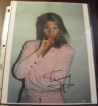 Early Autographed Photograph - WWF Diva Sunny