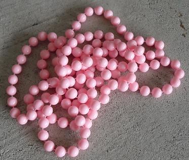 Retro Long Pink Plastic Beaded Necklace