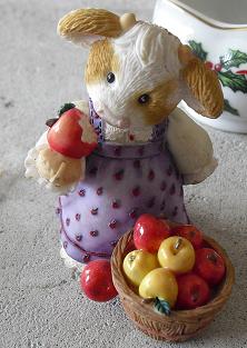 Resin Mary Moo Figurine - October Cow with Fruit