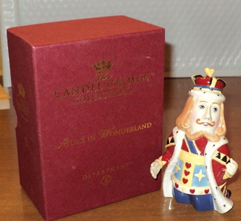 DEPT 56 CANDLE CROWN COLLECTIONS ALICE IN WONDERLAND KING OF HEA