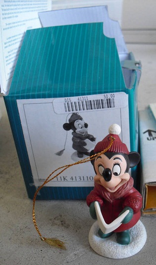 Disney Classics Collection Ornament Minnie Mouse MIB