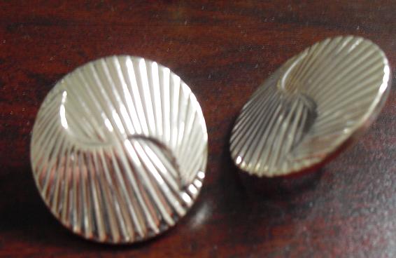 Nice Large Silver Discs Clip On Earrings