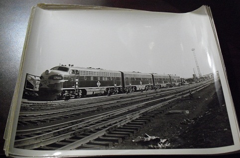 1949 Dated US Army 8x10 Photograph Erie Locomotive on Tracks