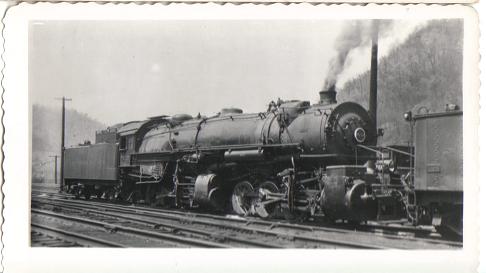 1940 Train Photograph B&O 7037 Locomotive