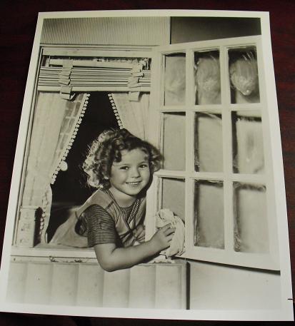 Shirley Temple in Window 8x10 Photograph