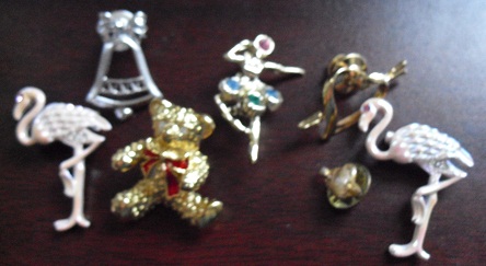 Lot of 7 Modern Pinbacks - Animals Ballerina More