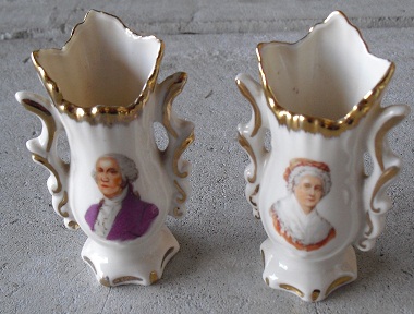 Set of 2 Vintage Miniature Vases - George Washington