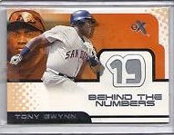 2001 Fleer Tony Gwynn Game Used Jersey Card