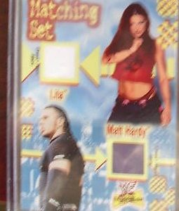 2001 Fleer Divas Lita & Matt Hardy Swatch Card