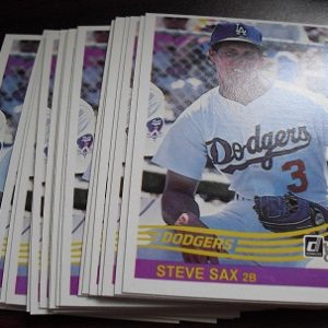 Lot of 19 1984 Donruss Steve Sax Cards #104