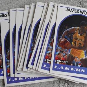 Lot of 17 1989-90 Hoops James Worthy Cards