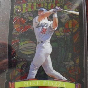 1998 Topps Gallery of Heroes Mike Piazza Card