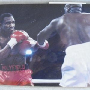 Unique Autographed Evander Holyfield 8x10 Photograph