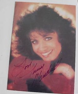 Louise Mandrell Singer Autographed 8x10 Photograph