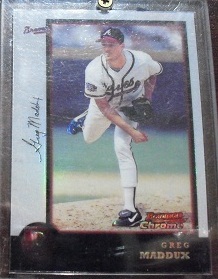 1998 Bowman Chrome Greg Maddux Refractor Card