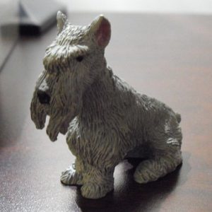 Resin Scottie Terrier Dog Figurine 2" Tall