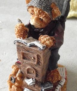 K's Collection Resin Bear Writing in Book Figurine