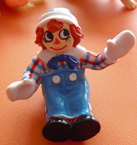 1988 Vinyl Raggedy Andy Sitting Figurine