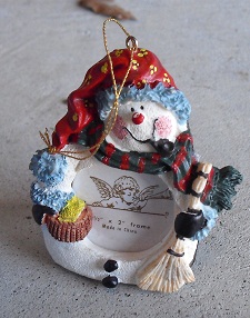 Small Resin Snowman Picture Frame Ornament
