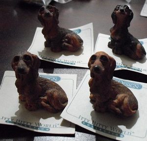 Lot of 4 Itty Bitty World Dachshund Figurines