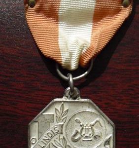 Vintage Illinois Grade School Concert Band Medal