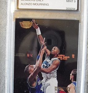 TCA 9 1992 Stadium Club MO Alonzo Mourning RC