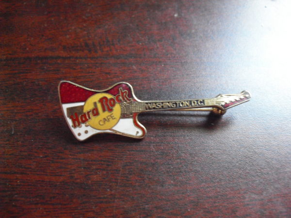 Hard Rock Cafe Washington DC Guitar Pin Back